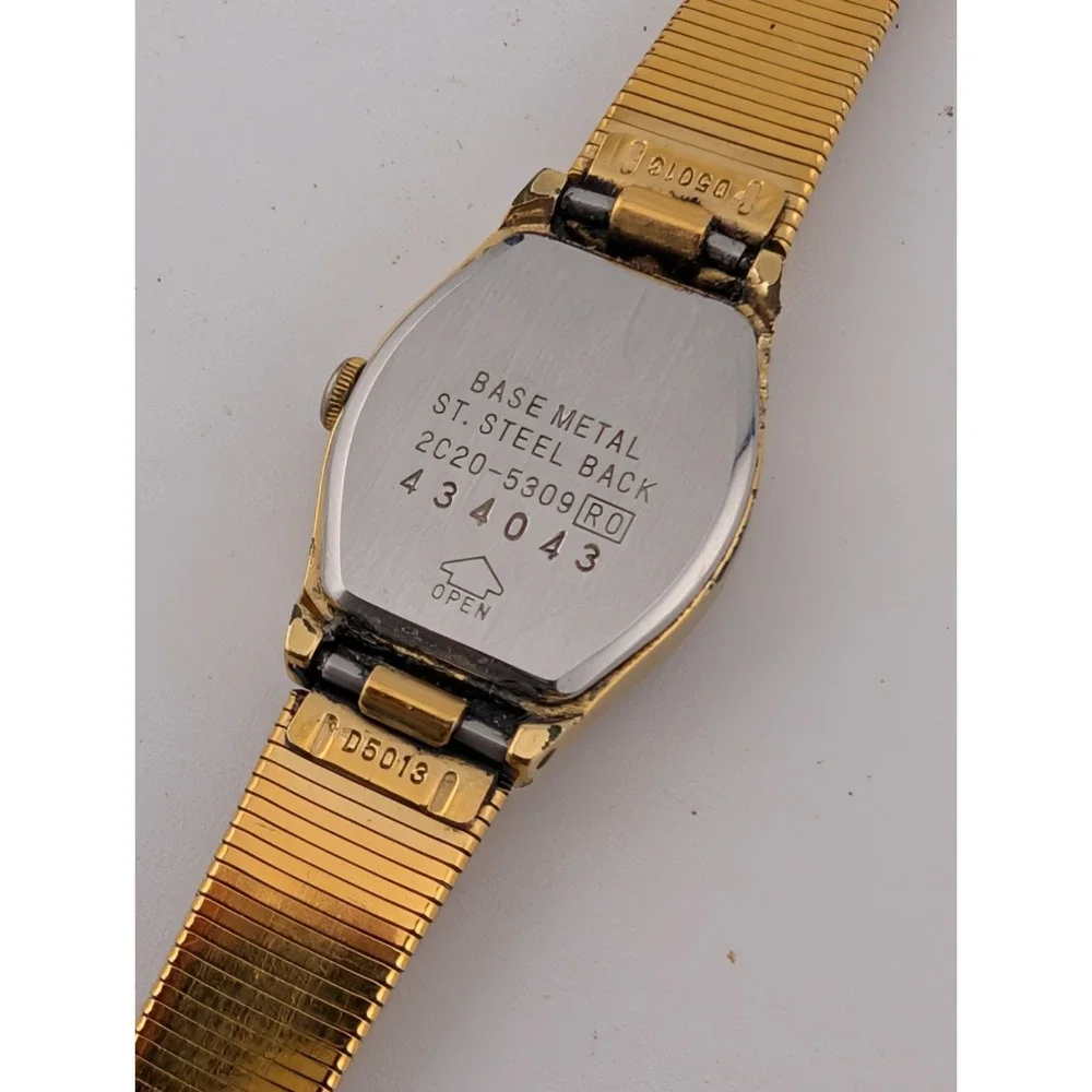 Vintage Seiko Women's Watch 16mm Case 6
